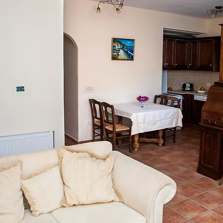 Leventis Complex With Sharing Pool Vila Spartia (Kefalonia)