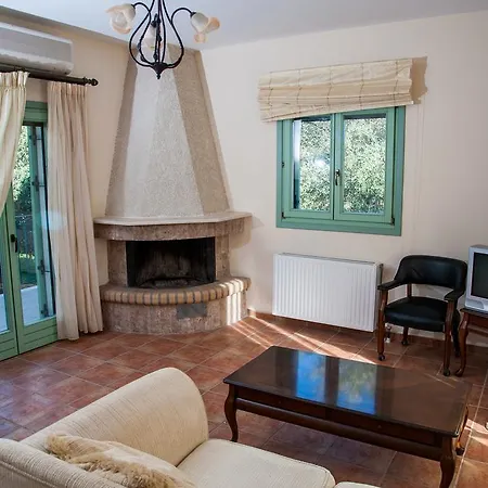 Villa Leventis Complex With Sharing Pool *