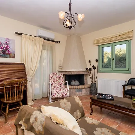 Vila Leventis Complex With Sharing Pool